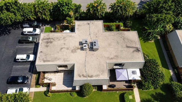 1700 EMBASSY Drive 408, West Palm Beach, FL 33401