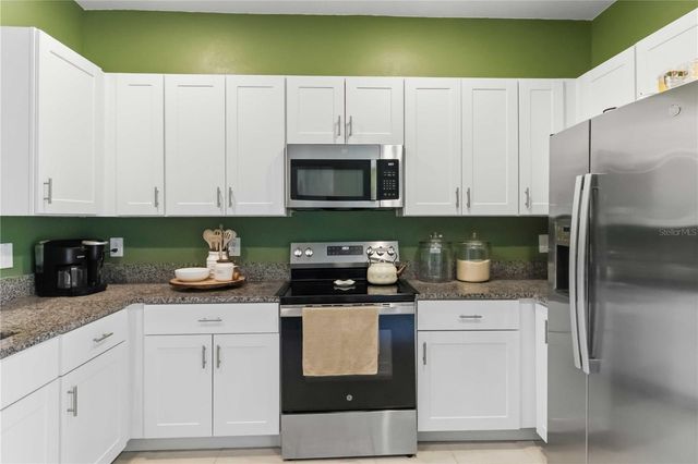2549 SUNRAY VENUS WAY, Ruskin, FL 33570