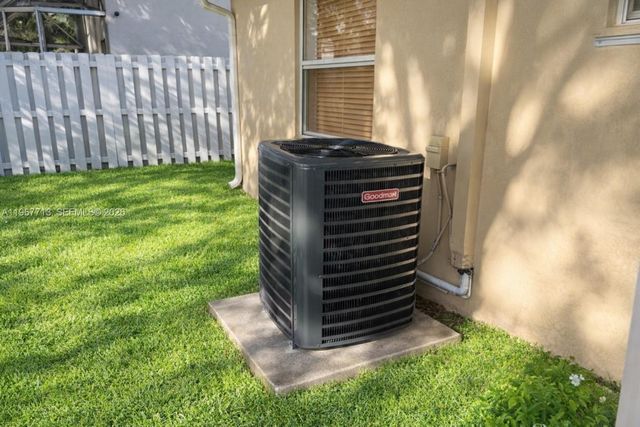 4400 NW 61st Pl, Coconut Creek, FL 33073