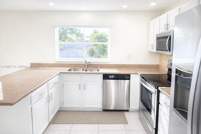 4400 NW 61st Pl, Coconut Creek, FL 33073