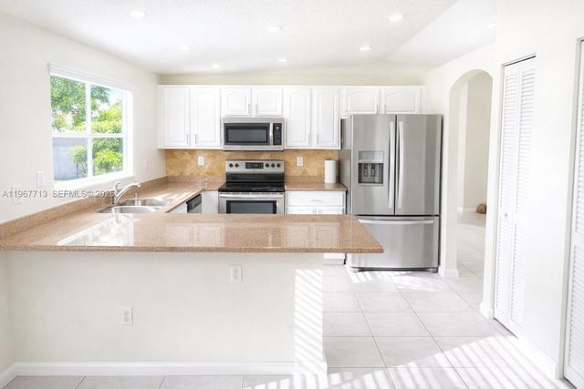 4400 NW 61st Pl, Coconut Creek, FL 33073