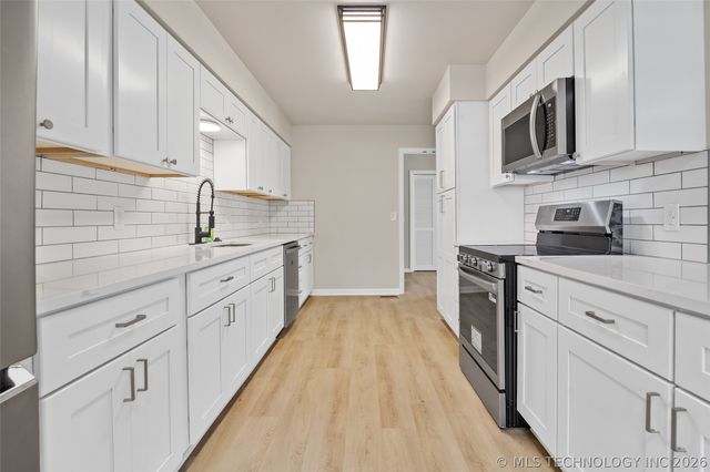 6119 S Hudson Place, Tulsa, OK 74136