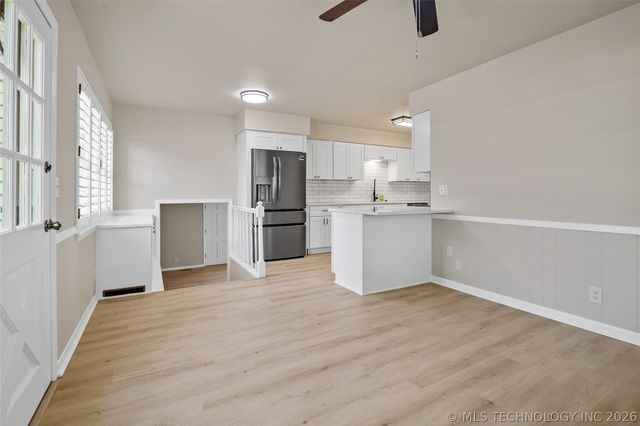 6119 S Hudson Place, Tulsa, OK 74136