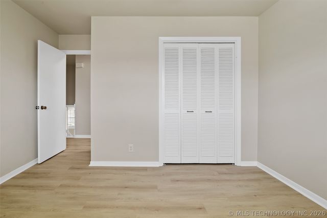 6119 S Hudson Place, Tulsa, OK 74136