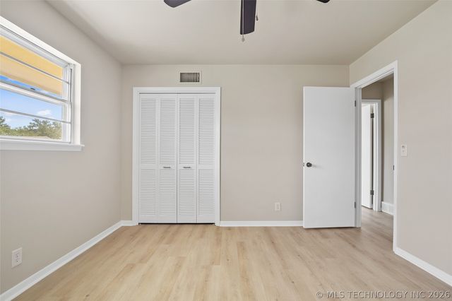 6119 S Hudson Place, Tulsa, OK 74136