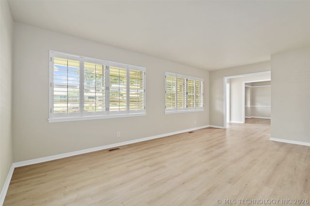 6119 S Hudson Place, Tulsa, OK 74136