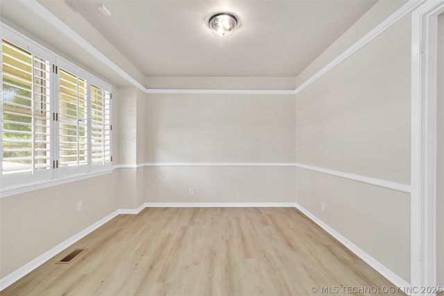 6119 S Hudson Place, Tulsa, OK 74136