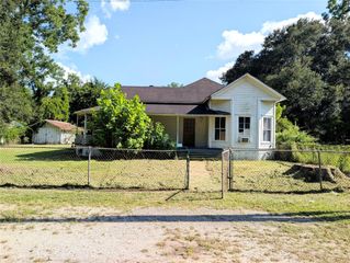 11955 Roark Drive, Saratoga, TX 77585