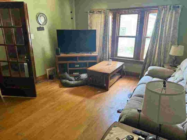 330 Zion STREET, Hartland, WI 53029