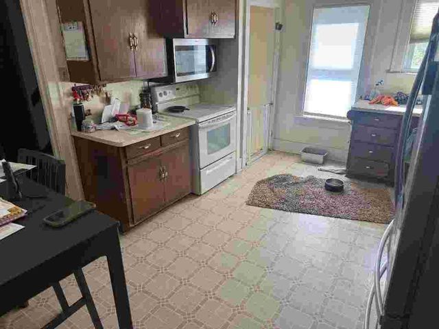 330 Zion STREET, Hartland, WI 53029