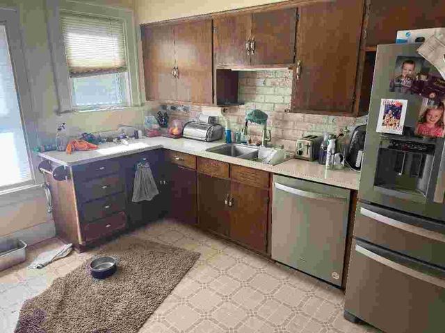 330 Zion STREET, Hartland, WI 53029