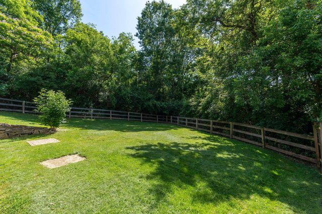 358 Riddle Place, Newport, KY 41071