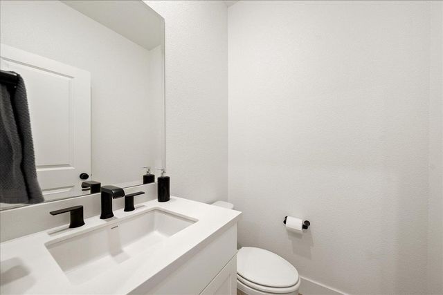 280 Vectra Ct, Roseville, CA 95747