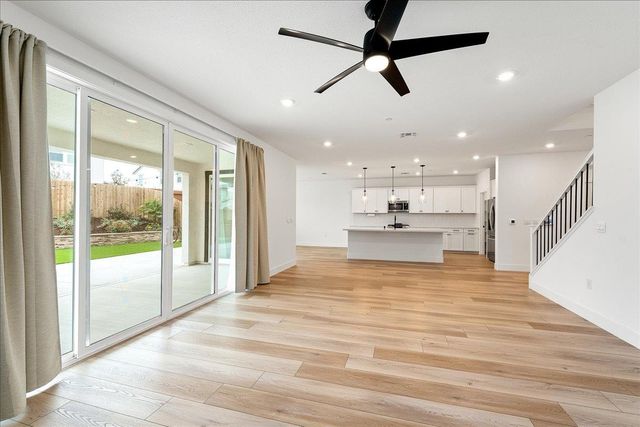 280 Vectra Ct, Roseville, CA 95747