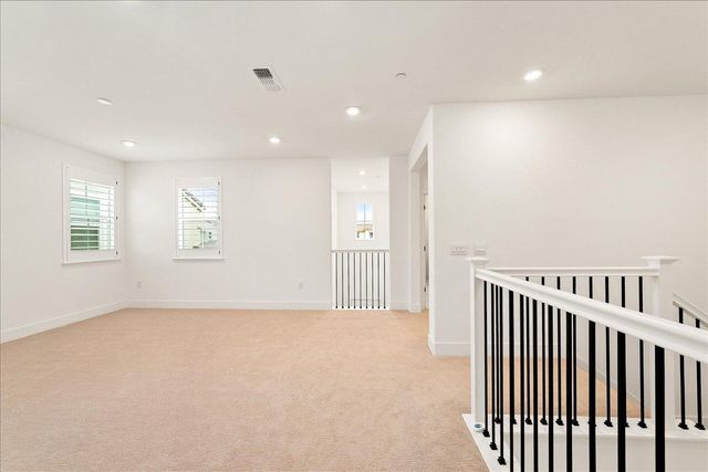 280 Vectra Ct, Roseville, CA 95747