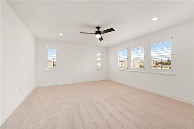 280 Vectra Ct, Roseville, CA 95747