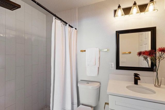 4721 W WISCONSIN AVENUE, Tampa, FL 33616
