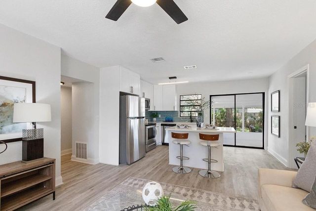 4721 W WISCONSIN AVENUE, Tampa, FL 33616