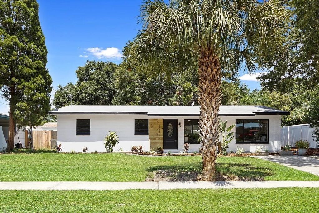 4721 W WISCONSIN AVENUE, Tampa, FL 33616