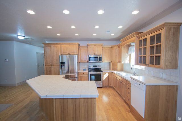 405 N WILLOW LN, Providence, UT 84332