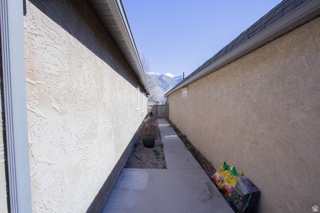 405 N WILLOW LN, Providence, UT 84332