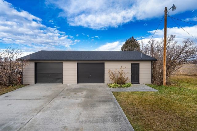 3514 S 60th Street West, Billings, MT 59106