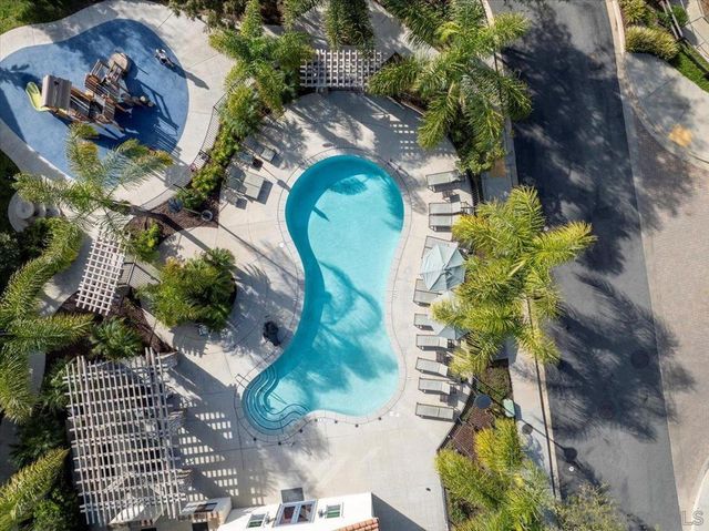 2076 Blue Oak Lane, Vista, CA 92084