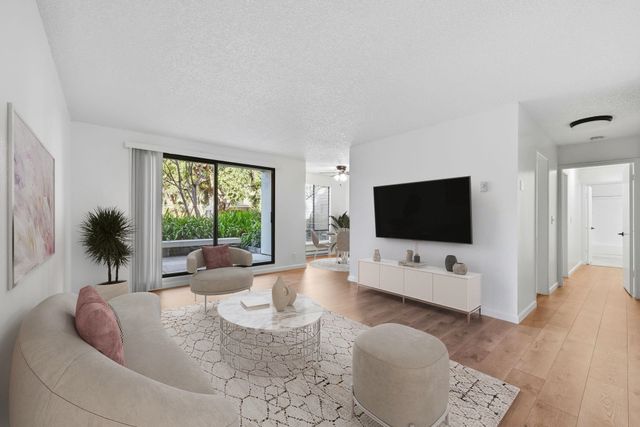 4 Admiral Drive 226, Emeryville, CA 94608