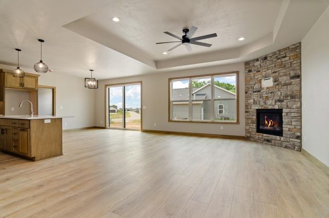 W1973 GRODE COURT, Kaukauna, WI 54130