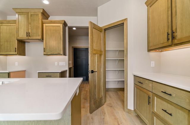 W1973 GRODE COURT, Kaukauna, WI 54130
