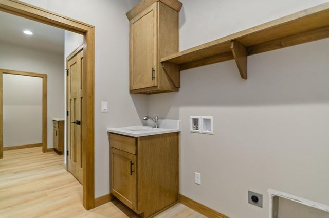 W1973 GRODE COURT, Kaukauna, WI 54130