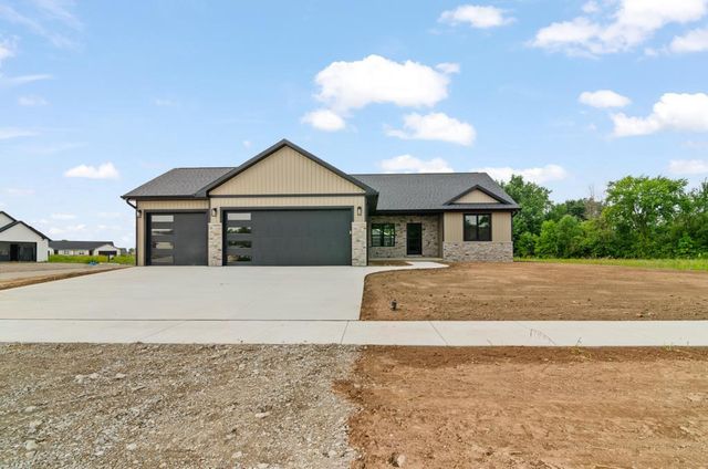 W1973 GRODE COURT, Kaukauna, WI 54130