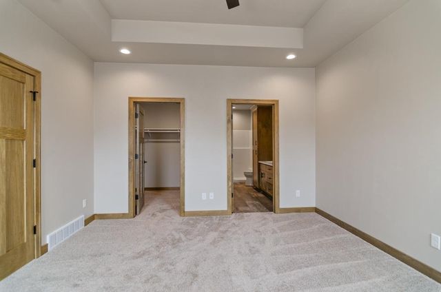 W1973 GRODE COURT, Kaukauna, WI 54130
