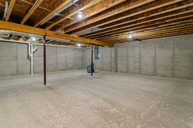W1973 GRODE COURT, Kaukauna, WI 54130