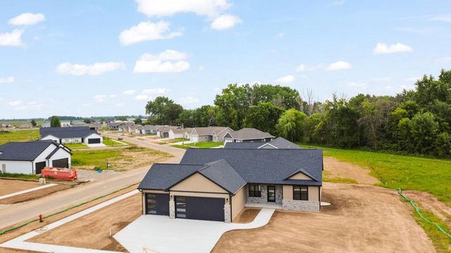 W1973 GRODE COURT, Kaukauna, WI 54130