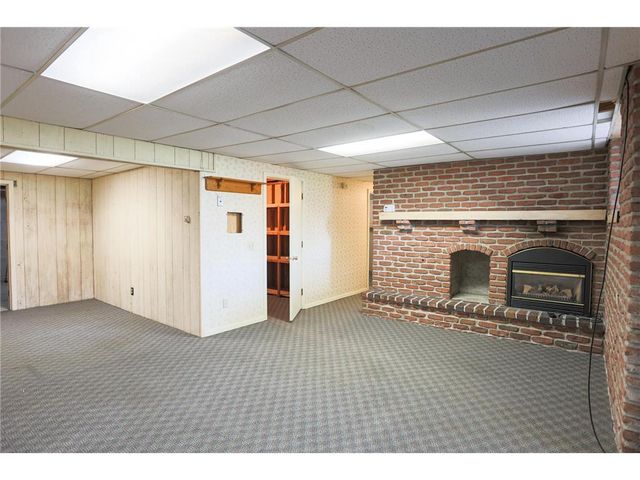 804 Valley View Drive, River Falls, WI 54022
