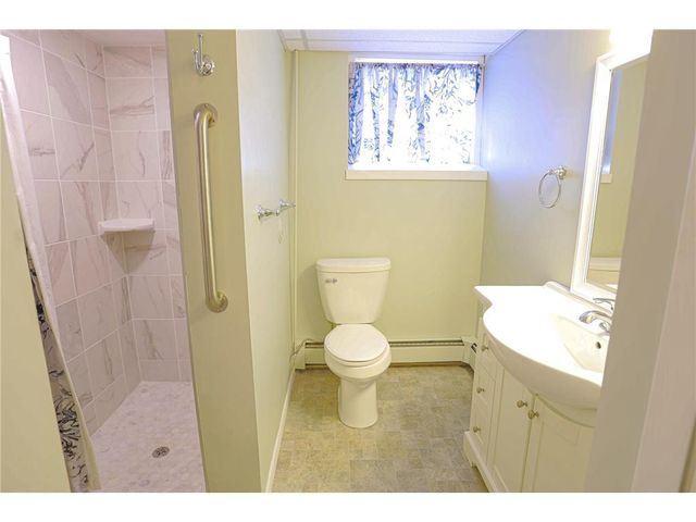 804 Valley View Drive, River Falls, WI 54022