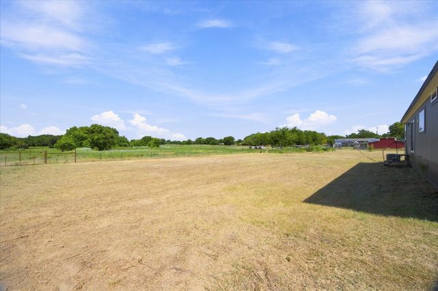 60 County Road 4731, Cumby, TX 75433