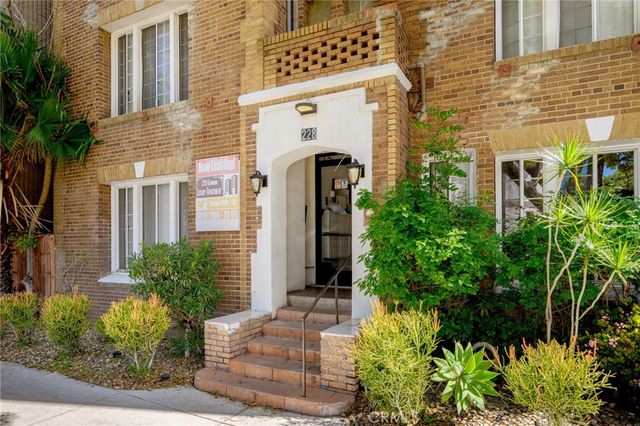 228 S Kenwood Street 402, Glendale, CA 91205