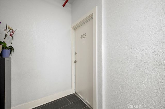 228 S Kenwood Street 402, Glendale, CA 91205