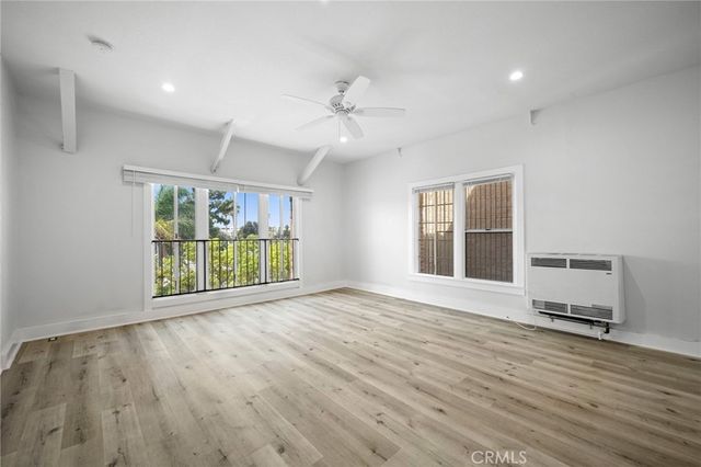 228 S Kenwood Street 402, Glendale, CA 91205