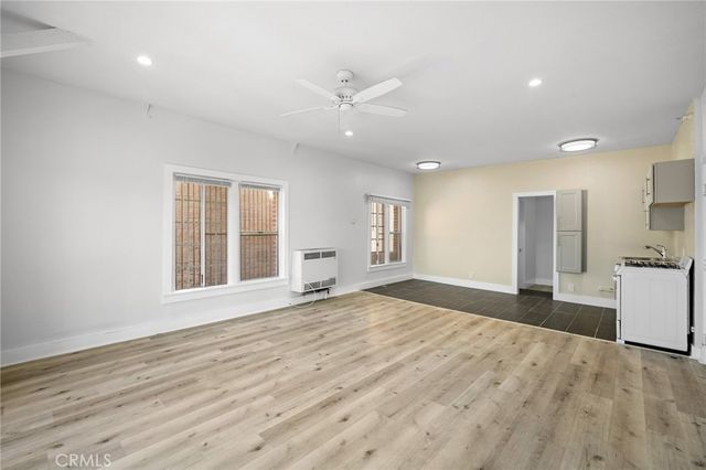 228 S Kenwood Street 402, Glendale, CA 91205