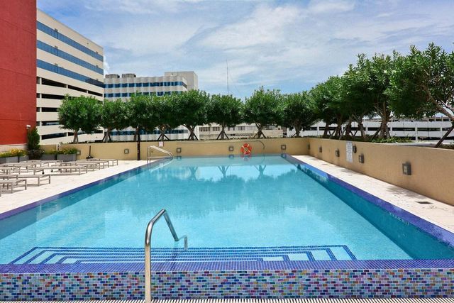 1551 N Flagler Drive 802, West Palm Beach, FL 33401