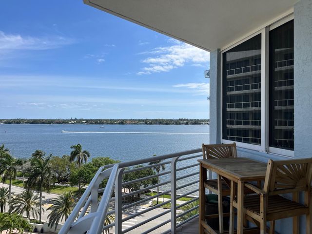 1551 N Flagler Drive 802, West Palm Beach, FL 33401