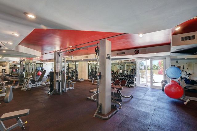 1551 N Flagler Drive 802, West Palm Beach, FL 33401