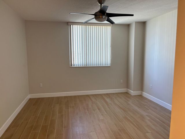 1551 N Flagler Drive 802, West Palm Beach, FL 33401