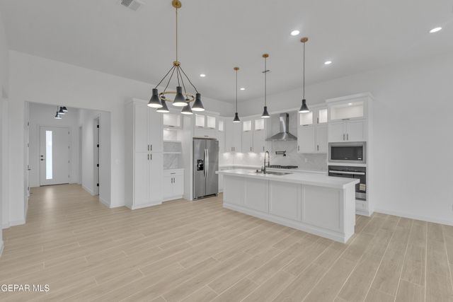12840 Fredericksberg Avenue, El Paso, TX 79928