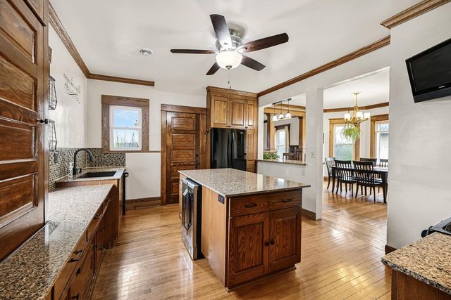 589 W Chestnut STREET, Burlington, WI 53105