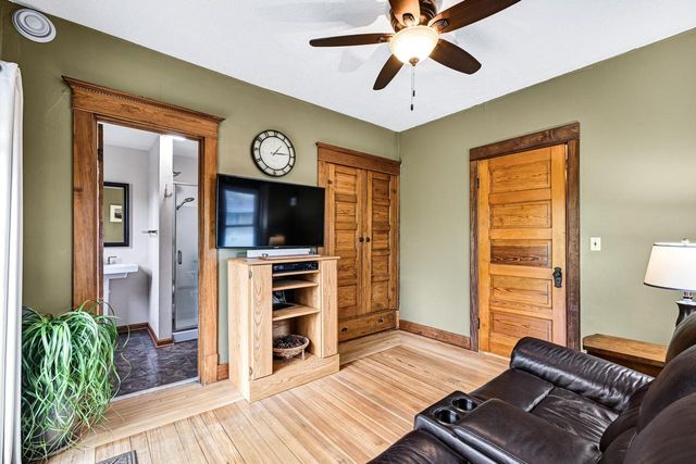 589 W Chestnut STREET, Burlington, WI 53105
