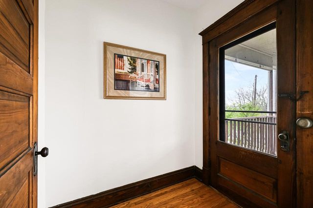 589 W Chestnut STREET, Burlington, WI 53105